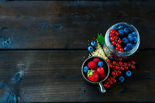 Ingredients for berry jam — Stock Photo, Image