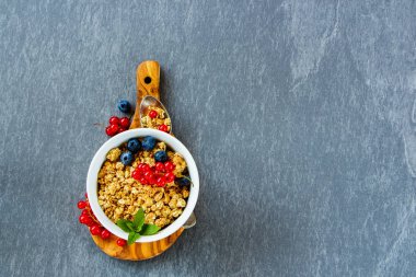 Granola ile Kahvaltı