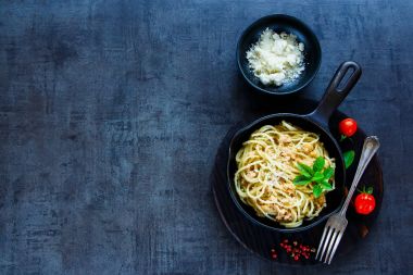 Yengeç soslu makarna