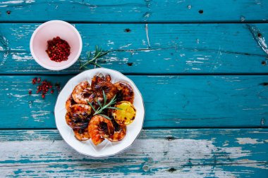 Izgara karides karides