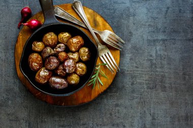 Kızarmış bebek patates