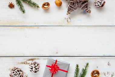 Hediye ve Noel süslemeleri