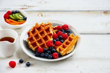 Kahvaltı waffle ile ayarla