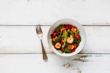 Karidesli Roka Salatası