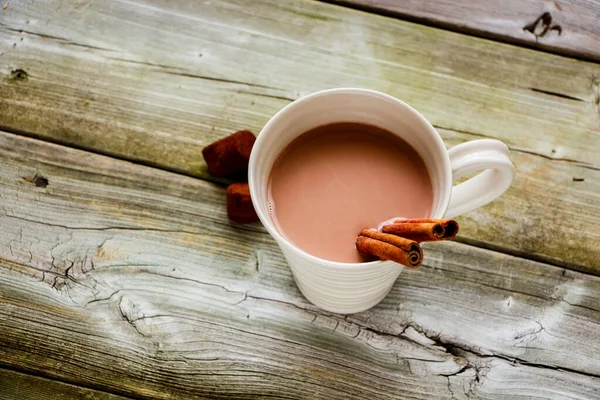 Chocolate caliente con especias —  Fotos de Stock