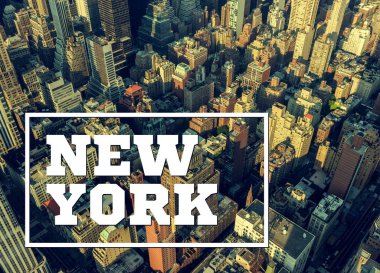 Gökdelenler ile New York'un Manhattan sokak havadan görünümü