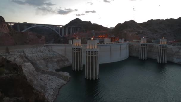 Hoover dam och lake mead — Stockvideo