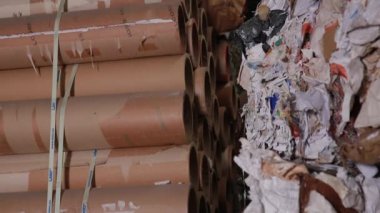 Geri dönüşüm kağıt ve Carboard için büyük fabrika.