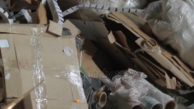 Geri dönüşüm kağıt ve Carboard için büyük fabrika.