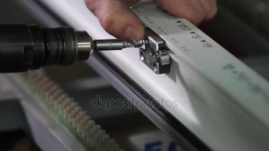 Plastik pencere ve kapı imalatı.