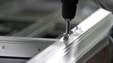 İşçi yüklemek bağlantı elemanları için plastik pencere
