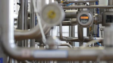 Borularda basınç ölçme aygıtı.