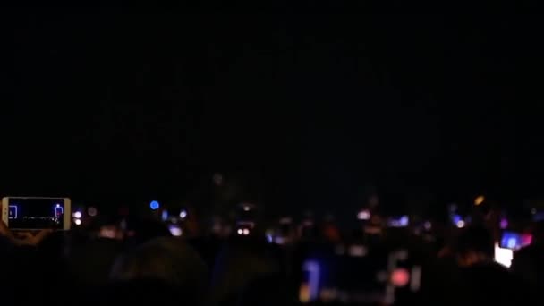 Laserová show na koncertě festivalu živé hudby. — Stock video