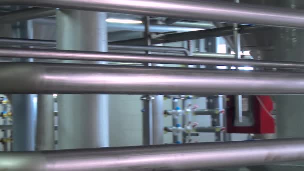 Pipeline in the workshop of a modern factory. — Stock Video