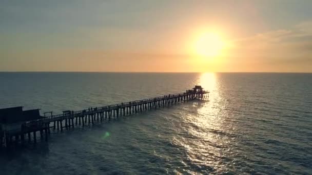 Napoli, Florida, ABD 'de bir turizm şehridir.. — Stok video