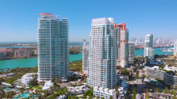 Vista de cerca del dron de Miami Beach, vista aérea — Vídeos de Stock