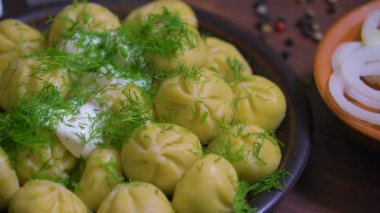 Geleneksel Gürcistan mutfağı khinkali