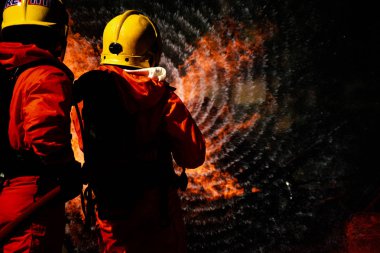 Yangın eğitimi düzenli olarak hazır olmak için Eğitim Merkezi.