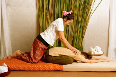 Spa ve masaj: Tay Masaj ve spa şifa ve relaxatio için