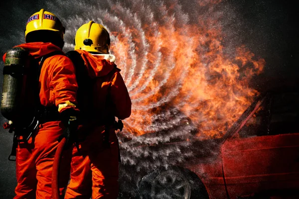 Yangın eğitimi düzenli olarak hazır olmak için Eğitim Merkezi.