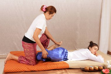 Spa ve masaj: Tay Masaj ve spa şifa ve relaxatio için