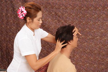 Spa ve masaj: Tay Masaj ve spa şifa ve relaxatio için