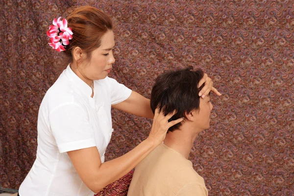 Spa ve masaj: Tay Masaj ve spa şifa ve relaxatio için