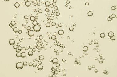 Kırmızı hava kabarcıkları