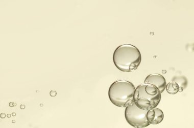 Kırmızı hava kabarcıkları