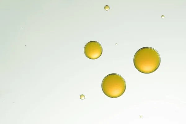 Burbujas de aire amarillo — Foto de Stock