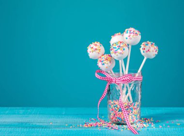 Mavi pasta Pops