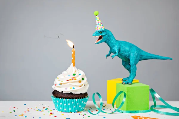 Festa di compleanno del dinosauro — Foto Stock