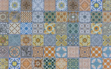 Duvar seramik desenleri Mega kamu Parkı'ndan ayarla.