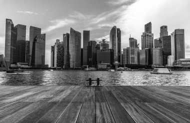 Siyah ve beyaz Singapur şehir manzarası downtown içinde gündüz ticaret bölgesinin.