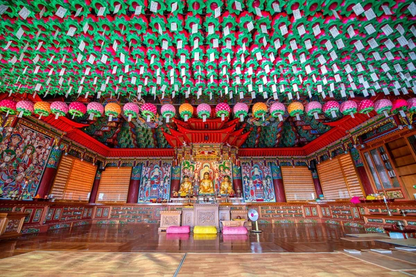 Busan Zuid Korea Februari 2020 Prachtige Pagode Haedong Yonggungsa Tempel — Stockfoto