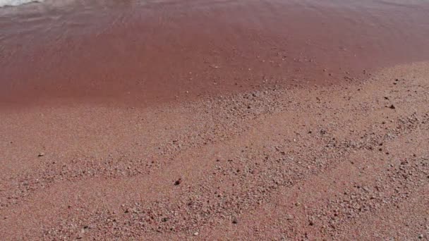 Praia tropical com mar azul — Vídeo de Stock