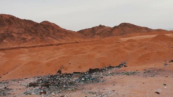 Paisaje desierto rojo de las montañas del Sinaí — Vídeos de Stock