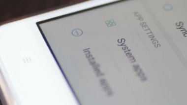 bir akıllı telefon yakın çekim elinde kullanımı