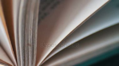 kitap sayfaları açma