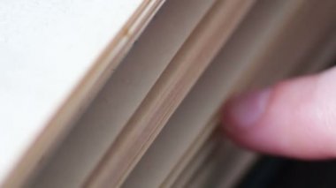 kitap sayfaları açma