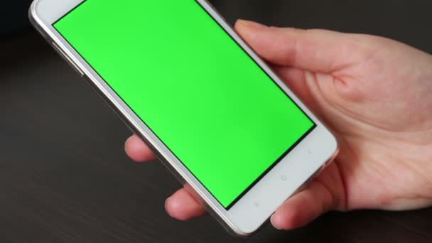 Beyaz Smartphone Dokunmatik ekranda — Stok video
