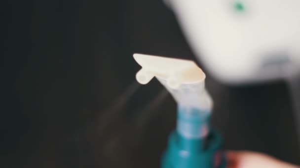 Nebulizador para asma y enfermedad pulmonar en casa al vapor — Vídeo de stock