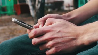 telefon portre ile el