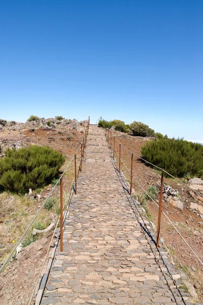 Modo per arrivare in cima al pico ruivo, Madeira — Foto Stock