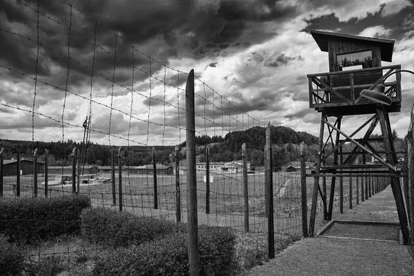 Campo de concentración Vojna es un museo al aire libre cerca de Pribram, República Checa, donde solían estar detenidos prisioneros de Estado en la era comunista del país (1948-1989) ) —  Fotos de Stock