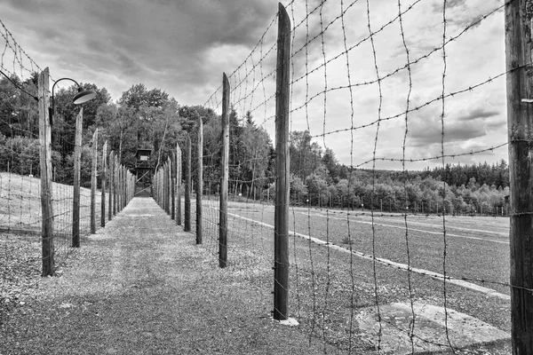 Das Konzentrationslager Vojna ist ein Freilichtmuseum in der Nähe von Pribram in der Tschechischen Republik, wo in der kommunistischen Ära des Landes (1948-1989) Staatsgefangene inhaftiert waren.) — Stockfoto