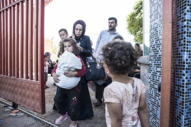 Suriyeli mülteciler Türkiye girme