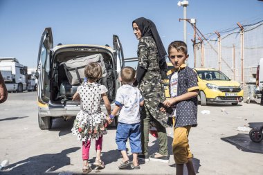 Suriyeli mülteciler Türkiye girme