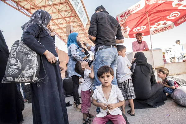 Suriyeli mülteciler Türkiye girme