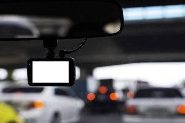 Araba konsolu kamera, sürüş sırasında kayıt etkinliği için ön vagonda bekleyin..